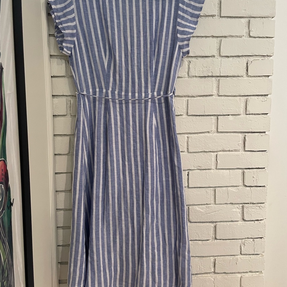RAILS/NWOT/LOUISA WRAP DRESS/
Juneau Stripe/SZ Med/$45/linen blend - Picture 4 of 8